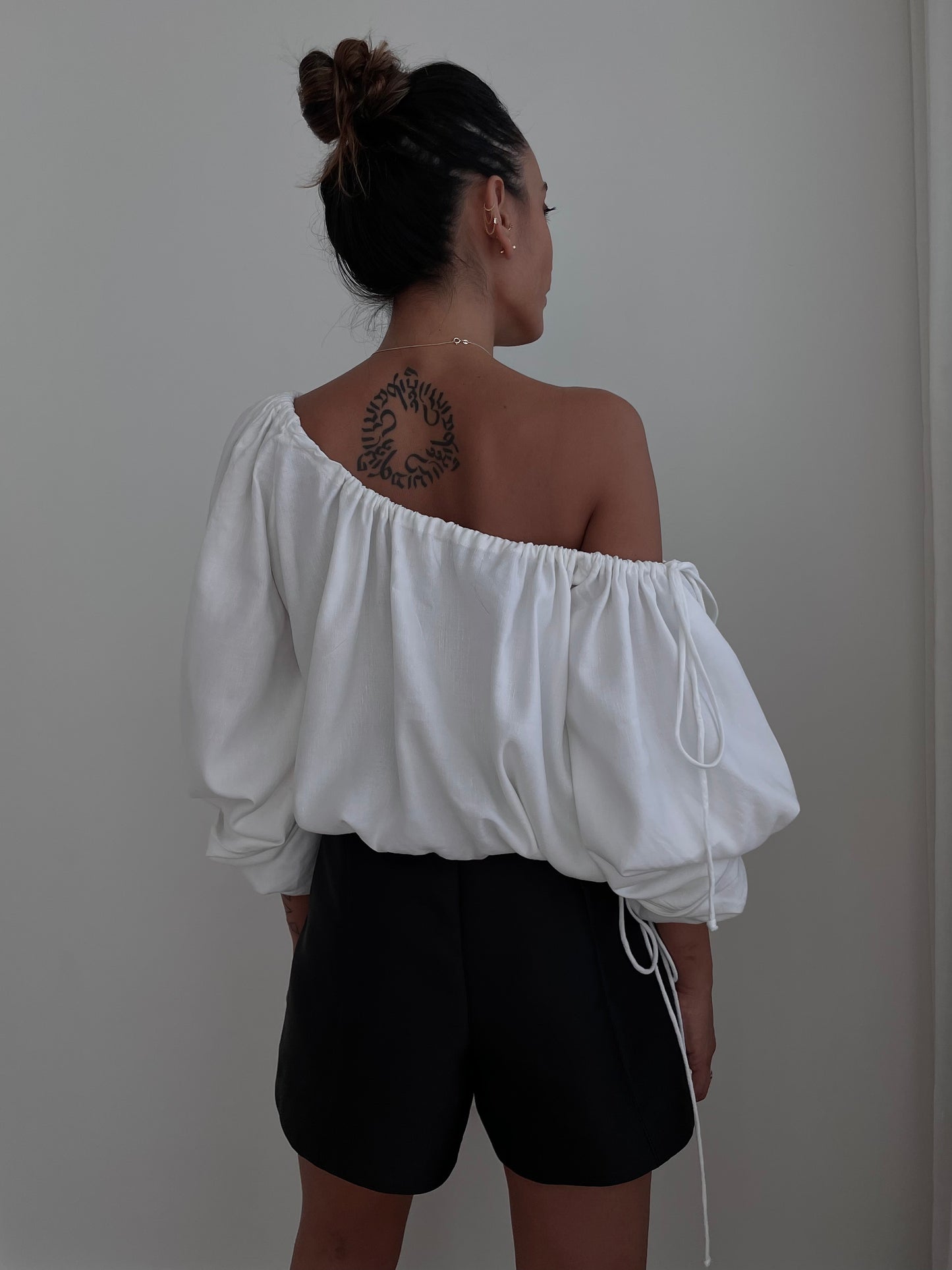 Spring Top White